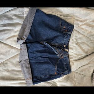 Levi’s jean shorts